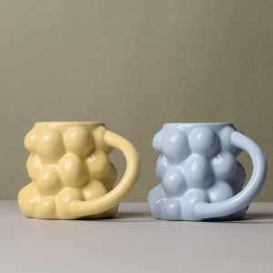 Factory Custom Glaze Cute Creative Grape Shape High Quality Ceramic Latte Mug