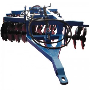 Tractor heavy duty offset disc harrow with strong bearing combination