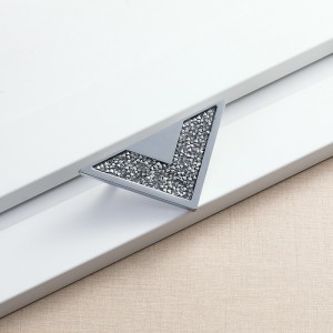 ODM OEM Triangular furniture drawer handle with embedded crystal