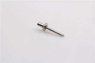 The umbrella head pull stud mentioned in the blind rivet is a round head pull stud or a countersunk head pull stud?
