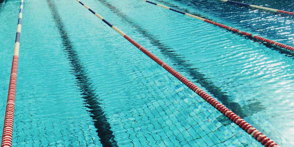 Que forma de cloro se usa nas piscinas?