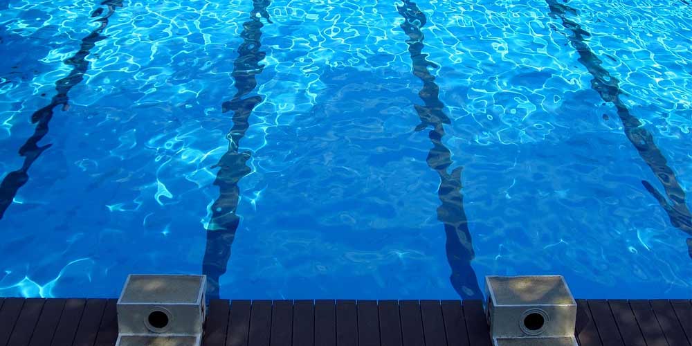Hoe u zwembadchemicaliën veilig kunt opslaan