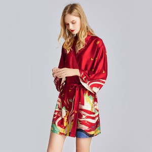 Women’s robe 1605