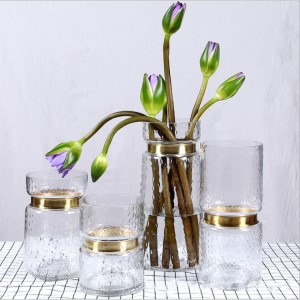 China Factory Transparent Glass Crystal Roundshape Vase for Modern Luxury Interior Design Style Home Decoration Wedding Hotel