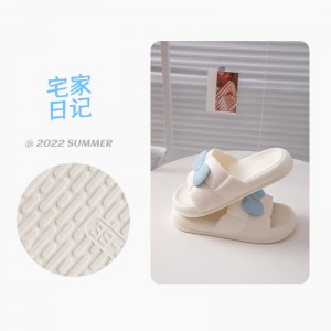 Feet feeling slippers for female lovely ins in summer; couples at home wear sandals outside