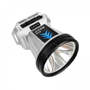 New type solar powered rechargeable flashlight ...