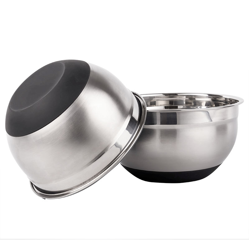 https://cdn.globalso.com/yutaicookware/YUTAI-304-stainless-steel-non-slip-mixing-bowl-with-cover-and-silicone-bottom-3.jpg