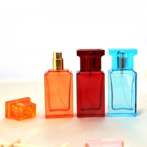 Original Design Luxury Spray Row Neck Perfume Bottle 30ml