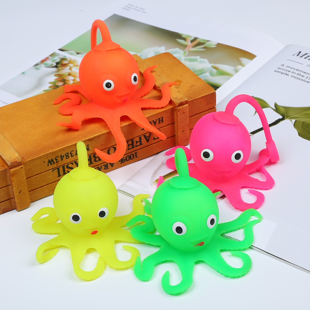 Octopus flashing toy