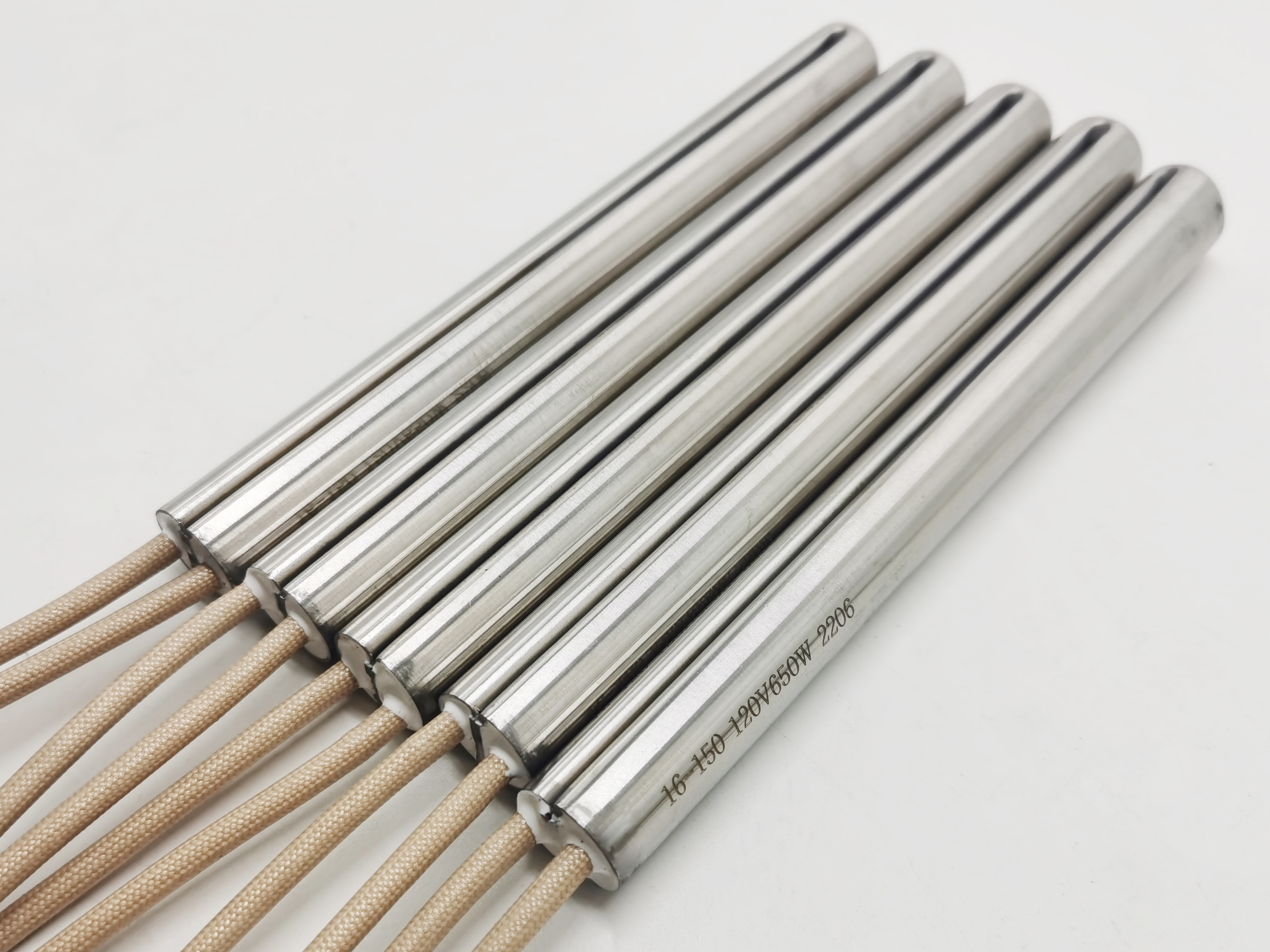 What are the functional characteristics of heating tubes?