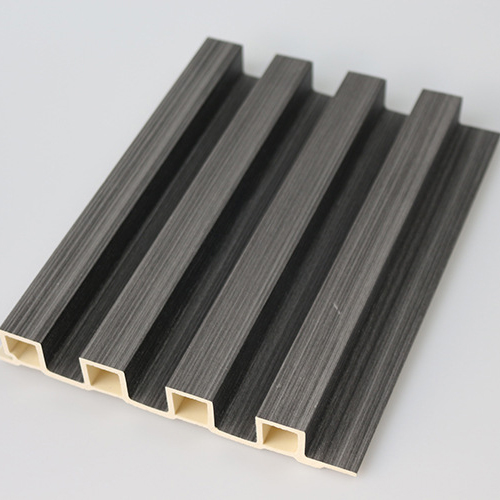 High Quality European Welcomed Wood Plastic Composite Decking Outdoor WPC Decking Flooring Featured Image