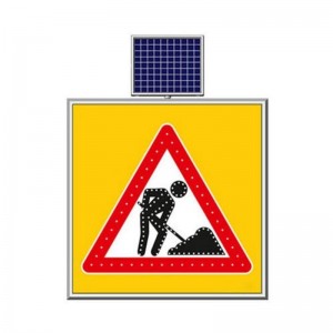 Schild „Straßenarbeiten voraus“.