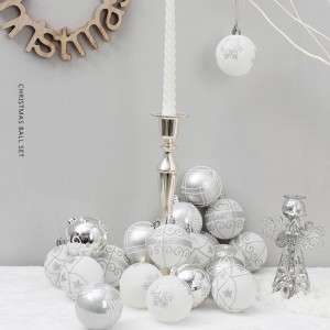 Hoobkas ncaj qha Chaw tsim tshuaj paus 24pcs Pob 6cm Silver Christmas Balls Ornaments Bulk Hanging Tsob Ntoo Decoration
