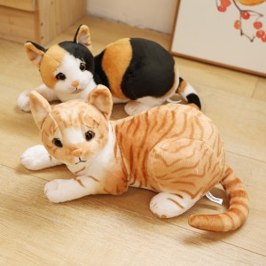 Realistyczna kreatywna poduszka wypchana zabawka kot kotek pluszowe zwierzę puszysta zabawka dla dzieci