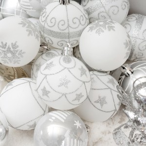 Фабрика Директно Производител 24 парчиња Пакување 6см Сребрени Божиќни топки Орнаменти Декорација на дрвото што виси на големо
