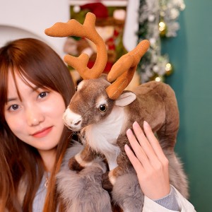 කර්මාන්ත ශාලාව කෙලින්ම විකිණීමට නත්තල් Reindeer Plussh Stuffed Elk නත්තල් සැරසිලි සඳහා තෑගි
