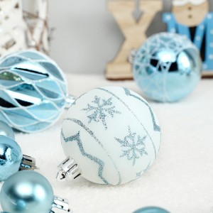 Multicolored Special Shaped Plastic Christmas Ball Hand Pained Tree Balls Package With House Shape Box