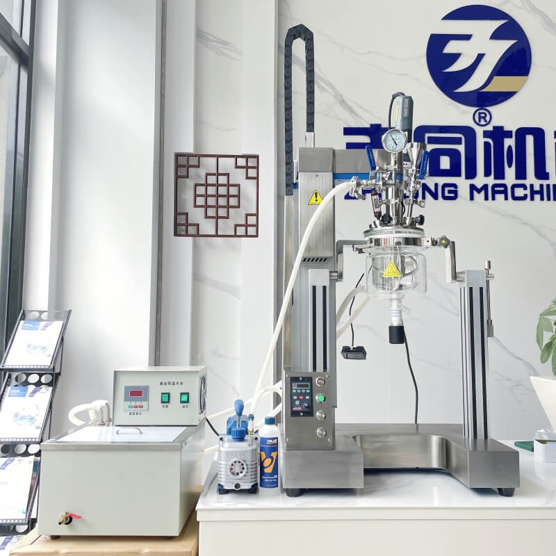 A Powerful Lab Homogenizer Mixer: The Laboratory Vacuum Emulsifier Transforms Mixing Processes