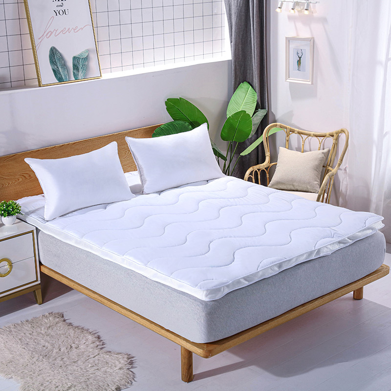 China New Product Abstract Cushion Covers - 25OZ Filling Ventilation Anchor Band Mattress Cover /Topper – ZengChun