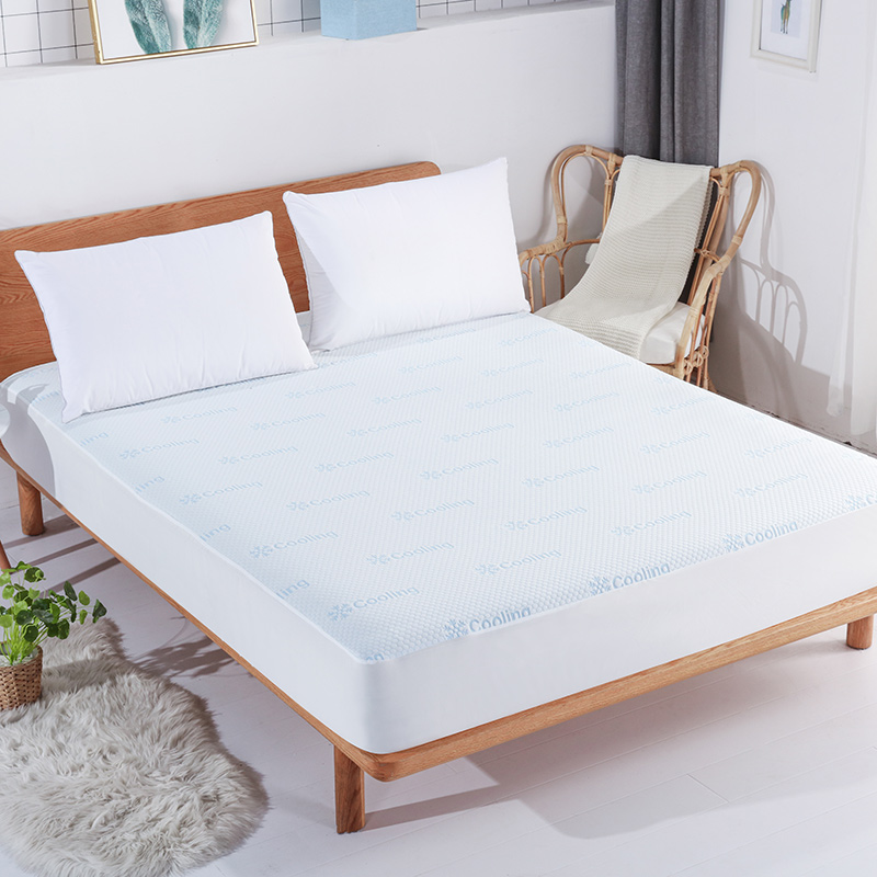 Anti bacterial dust mite Cooling breathable waterproof knit Jacquard mattress protector Featured Image