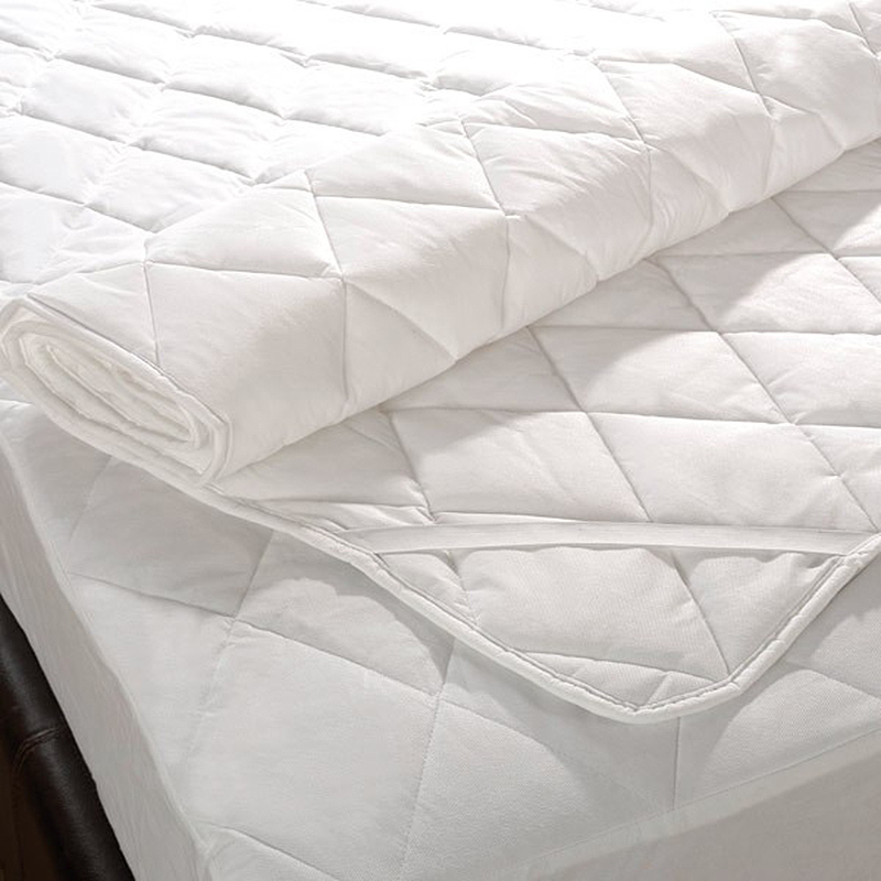 Hotel And Hospitable Using Mattress Cover