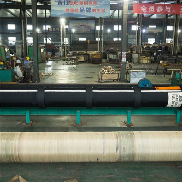 China One End Reinforced Submarine Hose With Collars Manufacture and ...