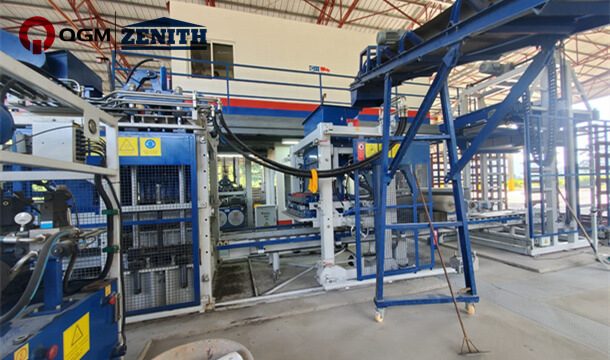 QGM NEW ZN900C Automatic Concrete Blocks Making Machine in Honduras