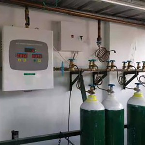 Medical Gas System Automatic Oxygen Manifold with Cylinder