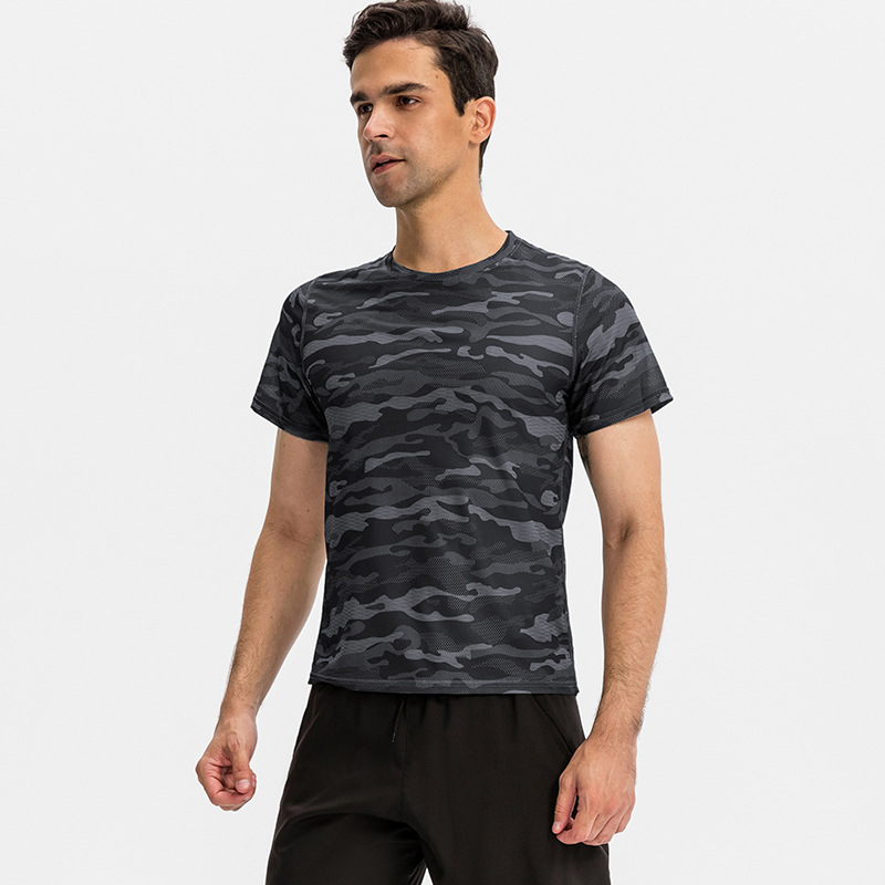 OEM design short sleeve camouflage cool breathable slim fit men t shirt