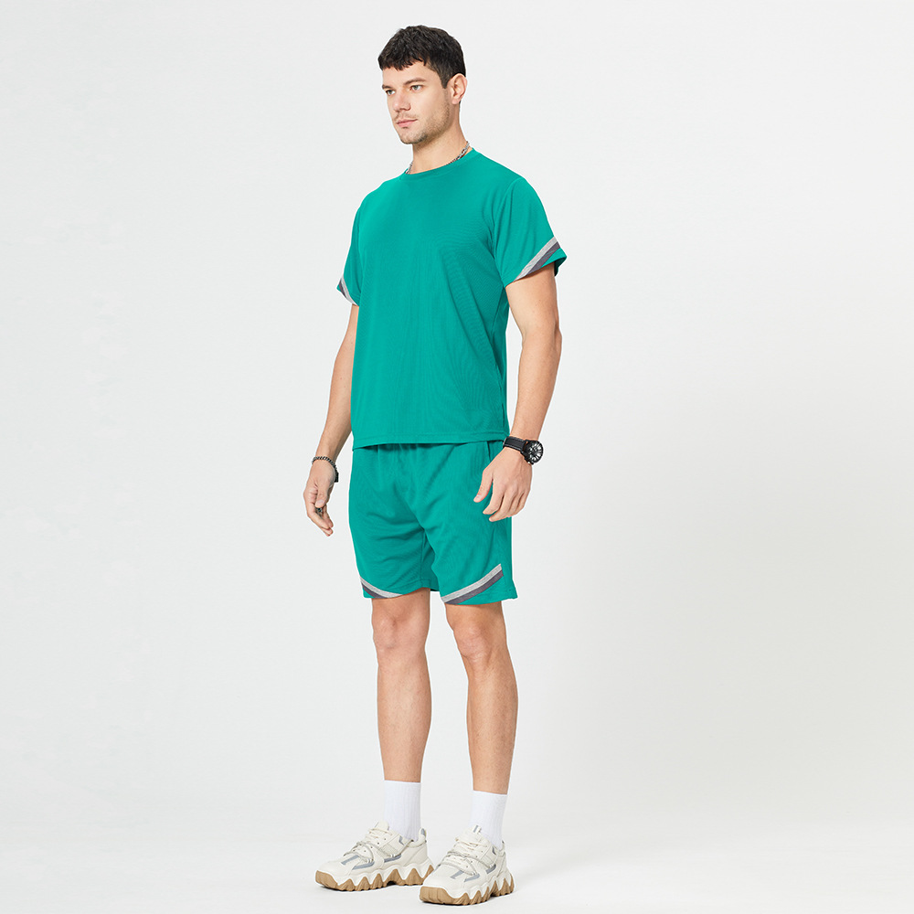 Summer 2 Piece T Shirt And Shorts Set For Men Custom Logo Moisture Wicking Sport Training Mesh Track Suits