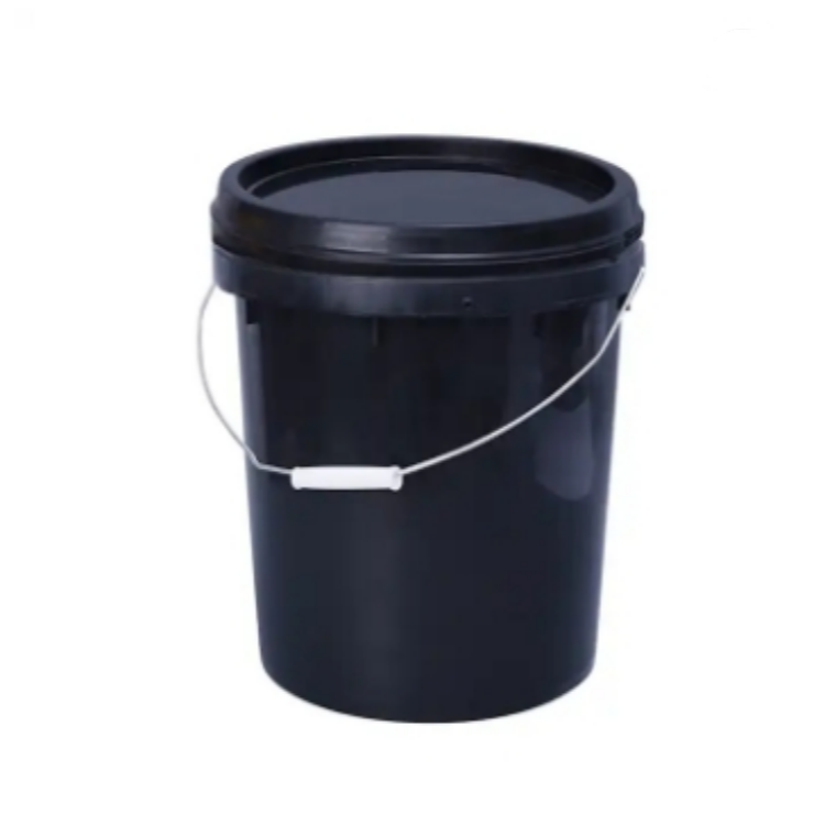 Plastic Buckets Are Durable and Heavy Duty (1)