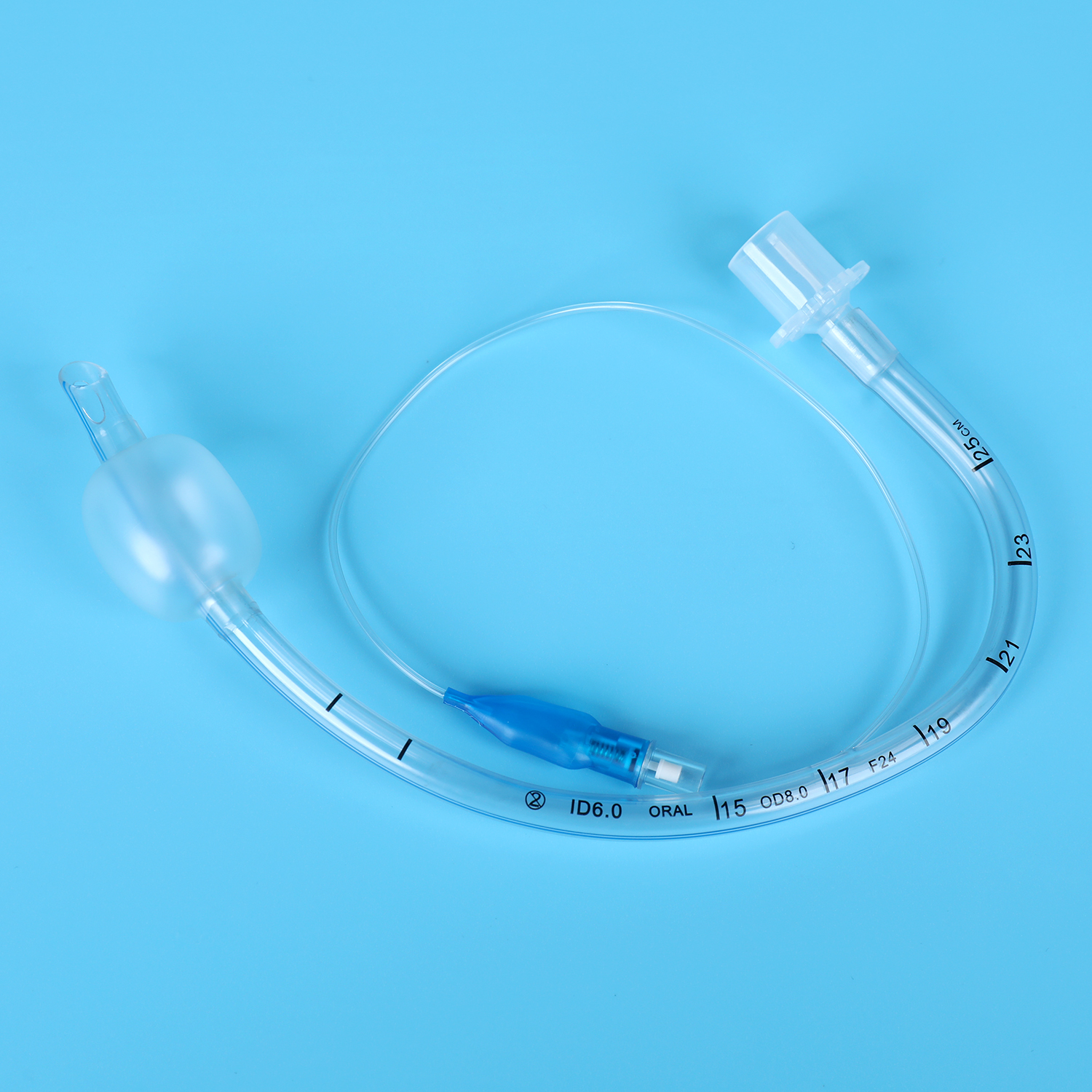 Cuffed eller Uncuffed Oral Preformed (RAE) endotrakeal tube PVC for engangsbruk