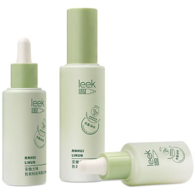 special outlooking glass bottles cosmetic set spray green