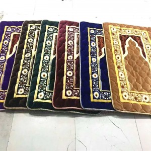 Ou rwarm Custom Islamic Travel Foldable Padded Velvet Thick Rug Muslim Prayer Mat Turkish Gift Set