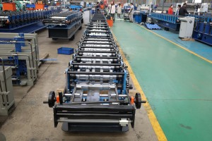 High Quality Gutter Roll Forming Machine