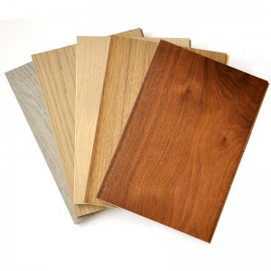 Oak Wood Flooring Waterproof Environmentally Friendly Customization
