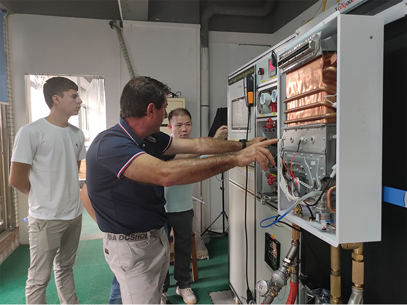 Customers Visit Water Heater Factory: Exploring the Outstanding Performance of Testing Equipment