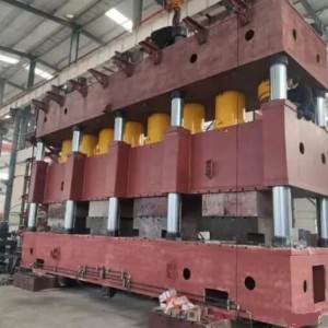 4000T Truck Chassis Hydraulic Press