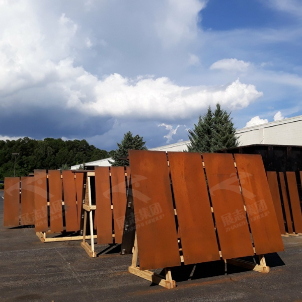 How does corten steel perform in harsh environmental conditions?